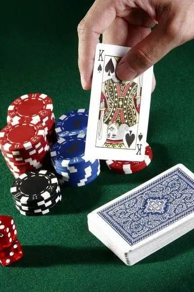 Antarmuka permainan Bandar Ceme di platform bintang4dp dengan meja kartu dan area taruhan yang jelas